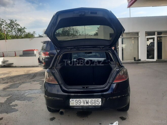 Opel Astra 2006, 270,000 km - 1.7 l - Bakı