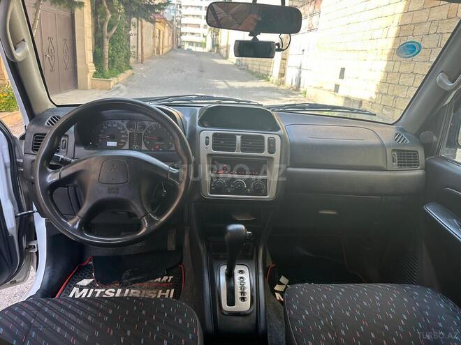Mitsubishi Pajero io 2001, 317,000 km - 2.0 l - Bakı