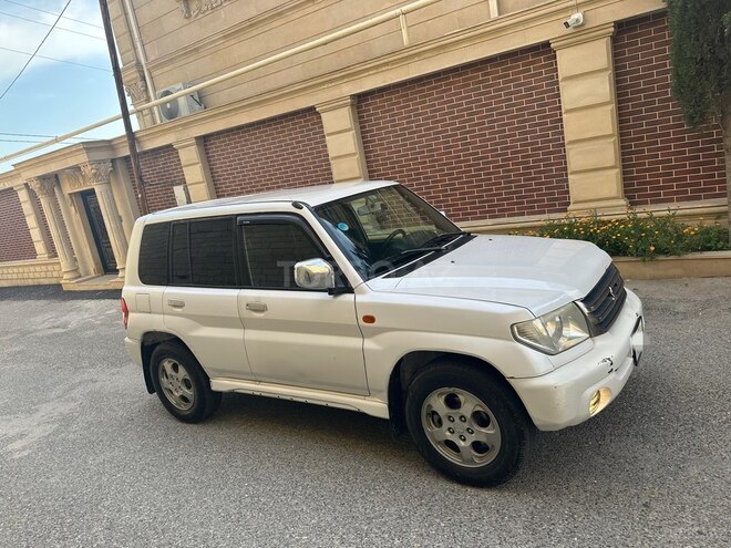 Mitsubishi Pajero io 2001, 317,000 km - 2.0 l - Bakı
