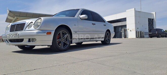 Mercedes E 230 1997, 440,000 km - 2.3 l - Bakı