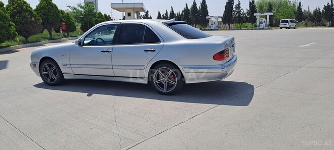 Mercedes E 230 1997, 440,000 km - 2.3 l - Bakı
