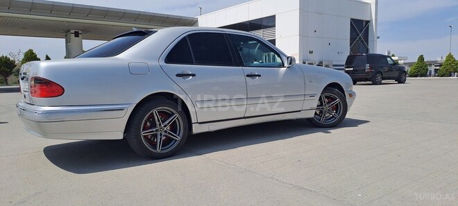 Mercedes E 230 1997, 440,000 km - 2.3 l - Bakı