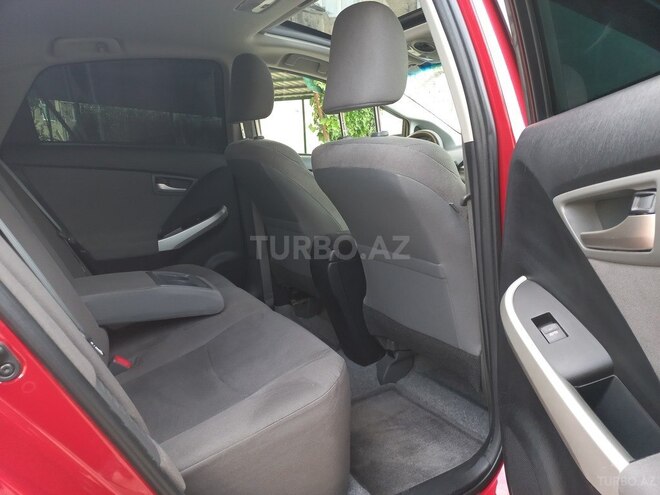 Toyota Prius 2015, 164,000 km - 1.8 л - Bakı