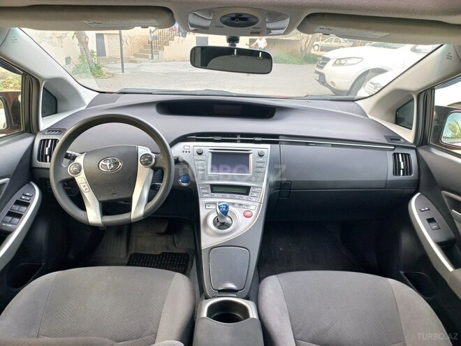 Toyota Prius 2015, 164,000 km - 1.8 л - Bakı