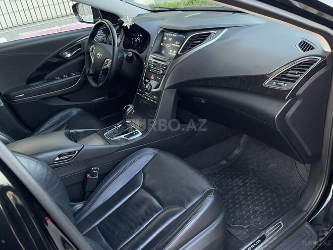 Hyundai Grandeur 2015, 178,000 km - 2.2 л - Bakı