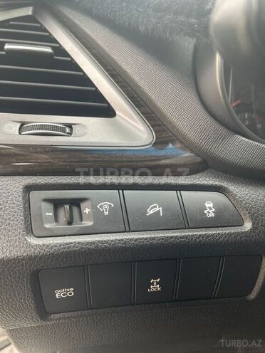 Hyundai Santa Fe 2013, 235,000 km - 2.2 l - Bakı