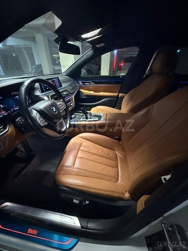 BMW 730 2019, 82,000 km - 2.0 л - Bakı