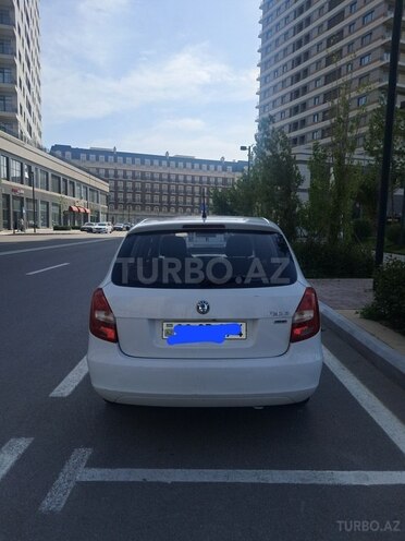 Skoda Fabia 2012, 389,000 km - 1.2 l - Bakı