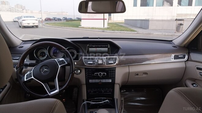 Mercedes E 220 d 2014, 260,000 km - 2.2 л - Bakı