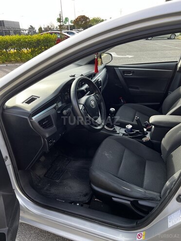 Toyota Corolla 2016, 216,000 km - 1.4 л - Bakı