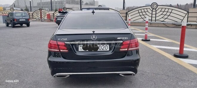 Mercedes E 220 d 2014, 260,000 km - 2.2 л - Bakı