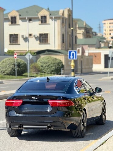 Jaguar XE 2017, 183,000 km - 2.0 l - Bakı