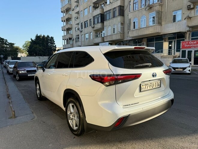 Toyota Highlander 2022, 65,000 km - 2.5 l - Bakı