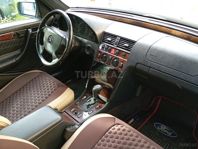 Mercedes C 240 1997, 343,000 km - 2.4 l - Şirvan