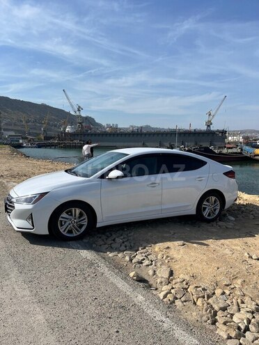Hyundai Elantra 2018, 167,000 km - 2.0 l - Bakı