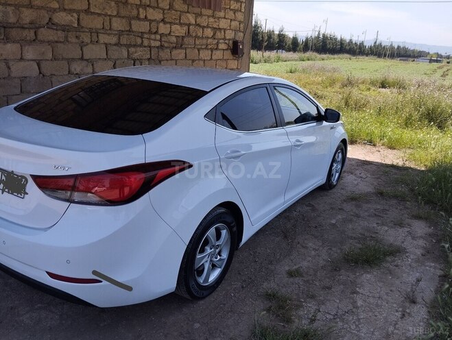 Hyundai Elantra 2014, 215,000 km - 1.6 l - Cəlilabad