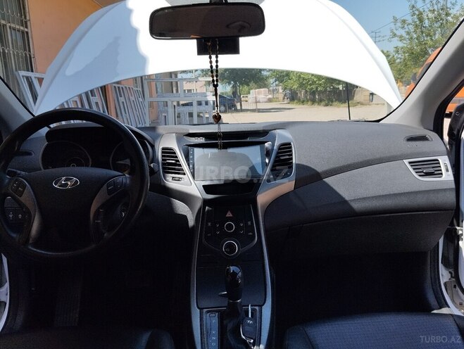 Hyundai Elantra 2014, 215,000 km - 1.6 l - Cəlilabad