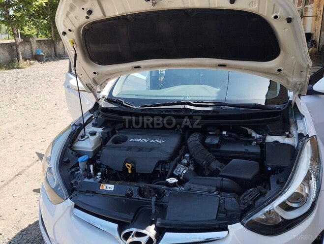 Hyundai Elantra 2014, 215,000 km - 1.6 l - Cəlilabad