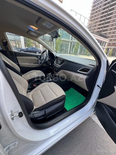 Hyundai Accent 2019, 94,951 km - 1.6 l - Bakı
