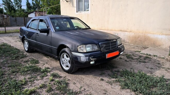 Mercedes C 180 1995, 560,638 km - 1.8 л - Biləsuvar