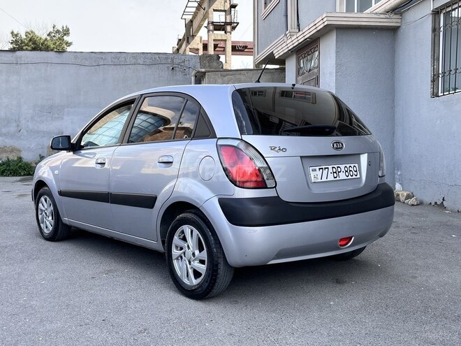 Kia Rio 2006, 225,300 km - 1.4 l - Xırdalan
