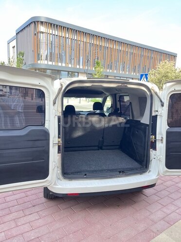 Fiat Doblo 2010, 176,000 km - 1.4 л - Bakı