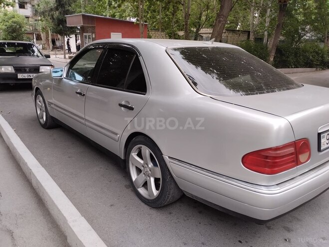 Mercedes E 230 1996, 419,600 km - 2.3 л - Mingəçevir