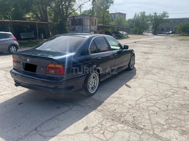 BMW 525 2001, 355,000 km - 2.5 l - Bakı