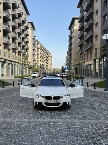 BMW 328 2014, 286,000 km - 2.0 l - Bakı