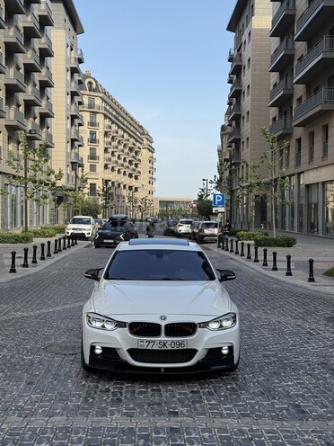 BMW 328 2014, 286,000 km - 2.0 l - Bakı