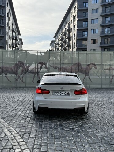 BMW 328 2014, 286,000 km - 2.0 l - Bakı