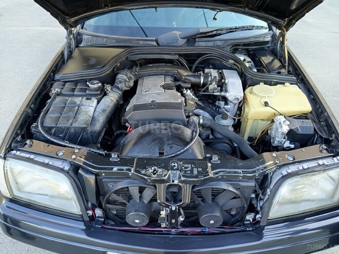 Mercedes C 220 1995, 228,000 km - 2.2 л - Bakı