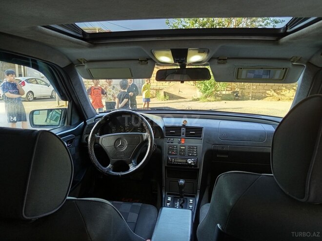 Mercedes C 220 1995, 228,000 km - 2.2 л - Bakı