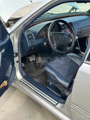 Mercedes C 240 1997, 345,000 km - 2.4 l - Sabirabad