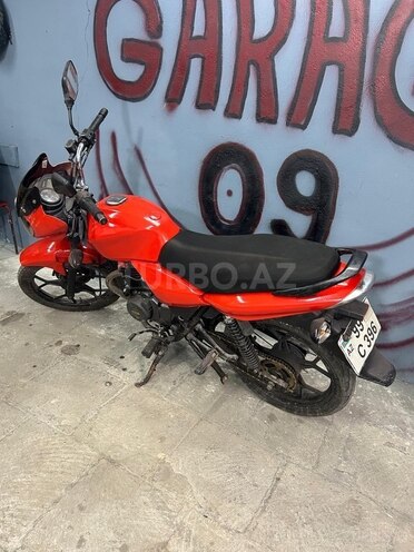 Bajaj  2017, 40,000 km - 0.2 l - Bakı