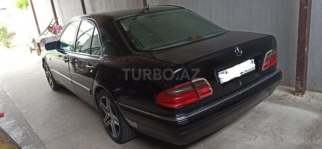 Mercedes E 280 1997, 311,000 km - 2.8 l - Gəncə