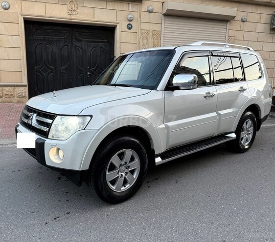 Mitsubishi Pajero 2008, 175,200 km - 3.0 l - Bakı