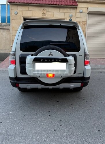 Mitsubishi Pajero 2008, 175,200 km - 3.0 l - Bakı