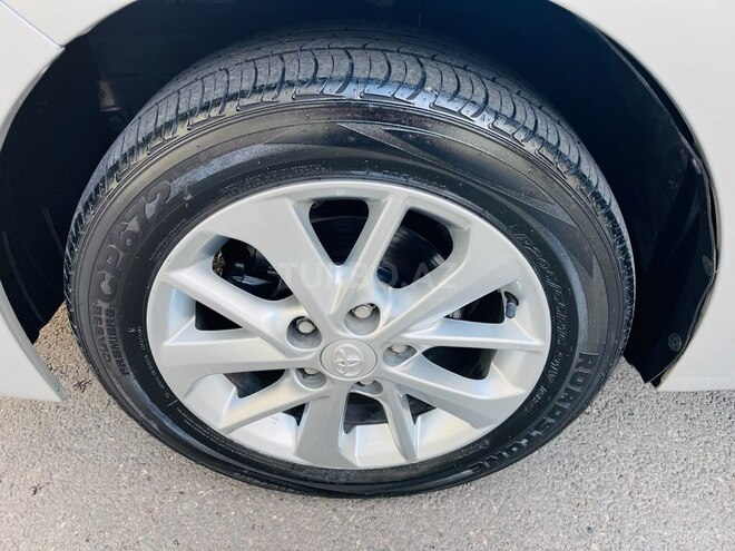 Toyota Corolla 2015, 98,000 km - 1.6 l - Bakı