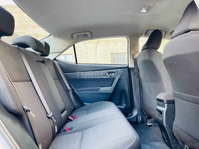 Toyota Corolla 2015, 98,000 km - 1.6 l - Bakı