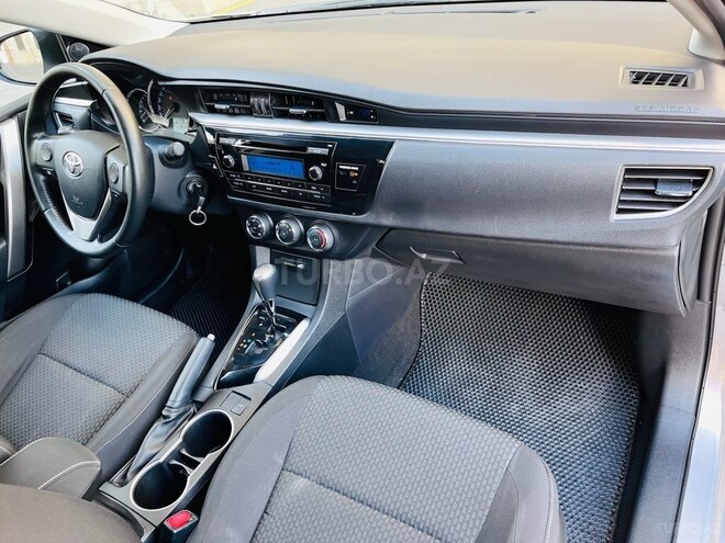 Toyota Corolla 2015, 98,000 km - 1.6 l - Bakı
