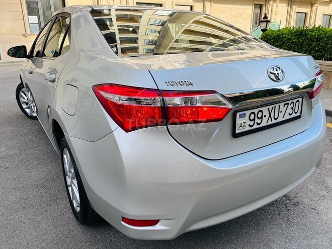 Toyota Corolla 2015, 98,000 km - 1.6 l - Bakı