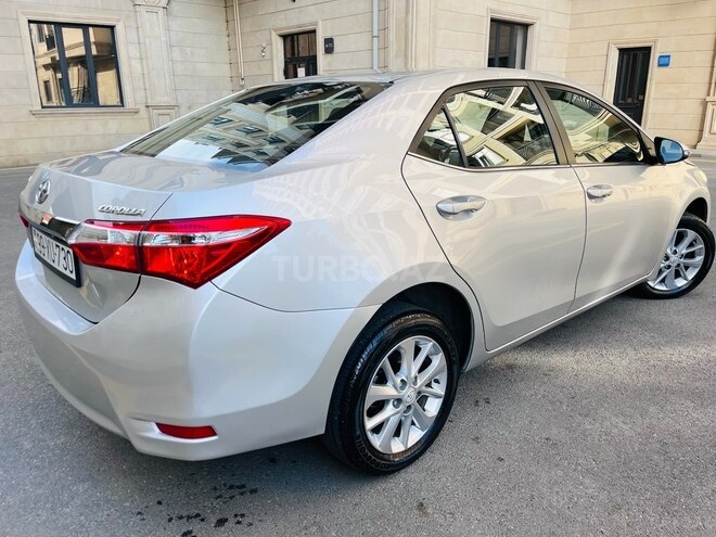 Toyota Corolla 2015, 98,000 km - 1.6 l - Bakı