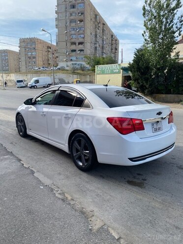 Chevrolet Cruze-4