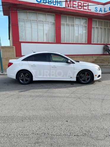 Chevrolet Cruze-3