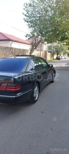 Mercedes E 320 2000, 409,990 km - 3.2 l - Bakı