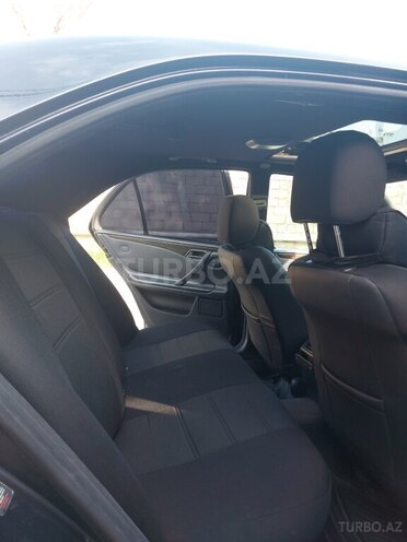 Mercedes E 320 2000, 409,990 km - 3.2 l - Bakı