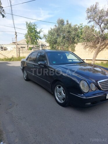 Mercedes E 320 2000, 409,990 km - 3.2 l - Bakı