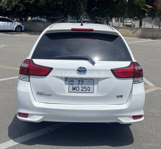 Toyota Corolla Fielder 2018, 175,750 km - 1.5 l - Bakı
