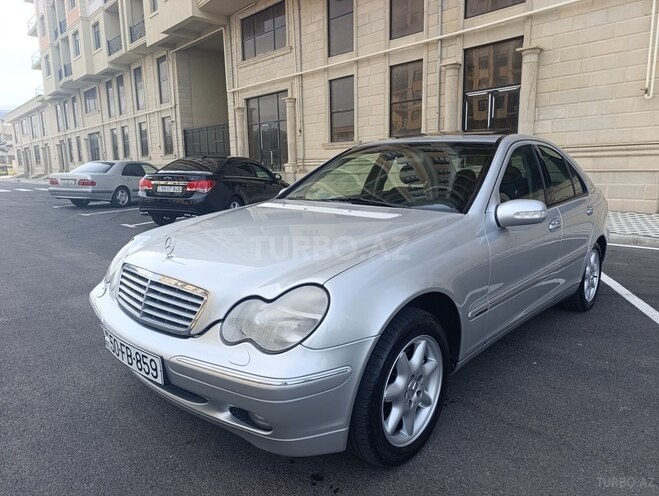 Mercedes C 240 2000, 363,624 km - 2.4 л - Sumqayıt
